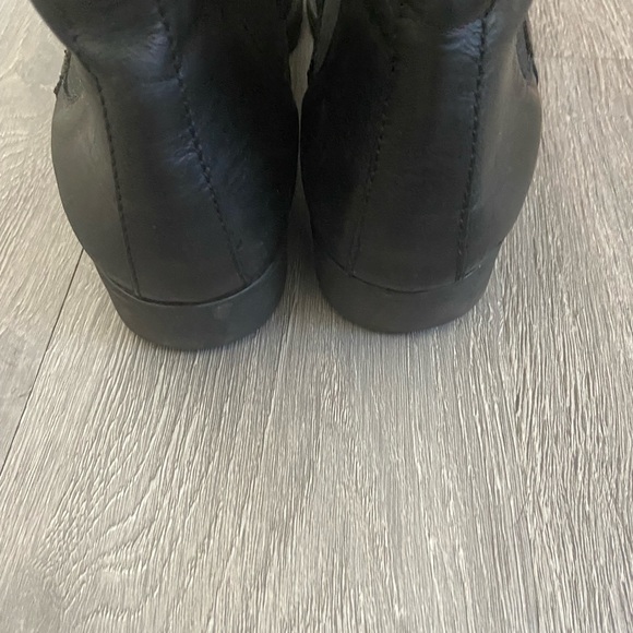 J. Crew Black Leather Booties Size (9.5) - Picture 4 of 6
